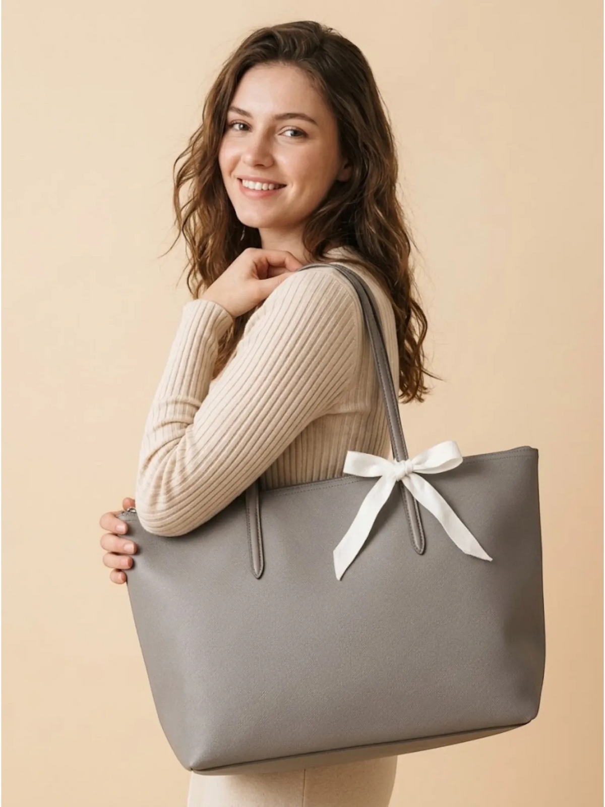 Sac Cabas Large en Similicuir Doublé Gris