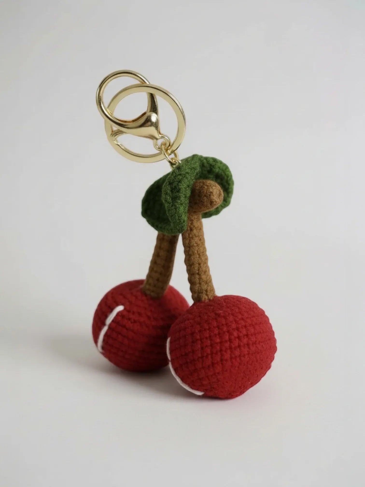 Bijou de Sac au Crochet Cerise Rouge