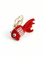 Bijou de Sac au Crochet Poisson Solitaire Rouge