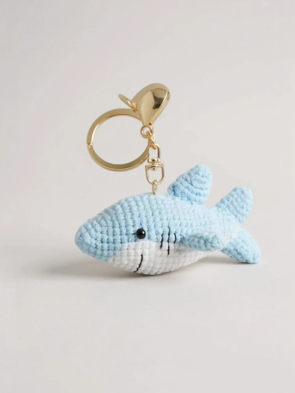 Bijou de Sac au Crochet Requin Bleu