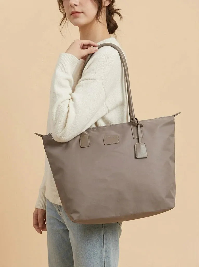 Cabas de Cours Nylon Imperméable Poignées Cuir Gris