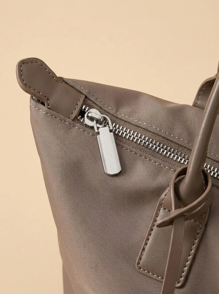 Cabas de Cours Nylon Imperméable Poignées Cuir Gris