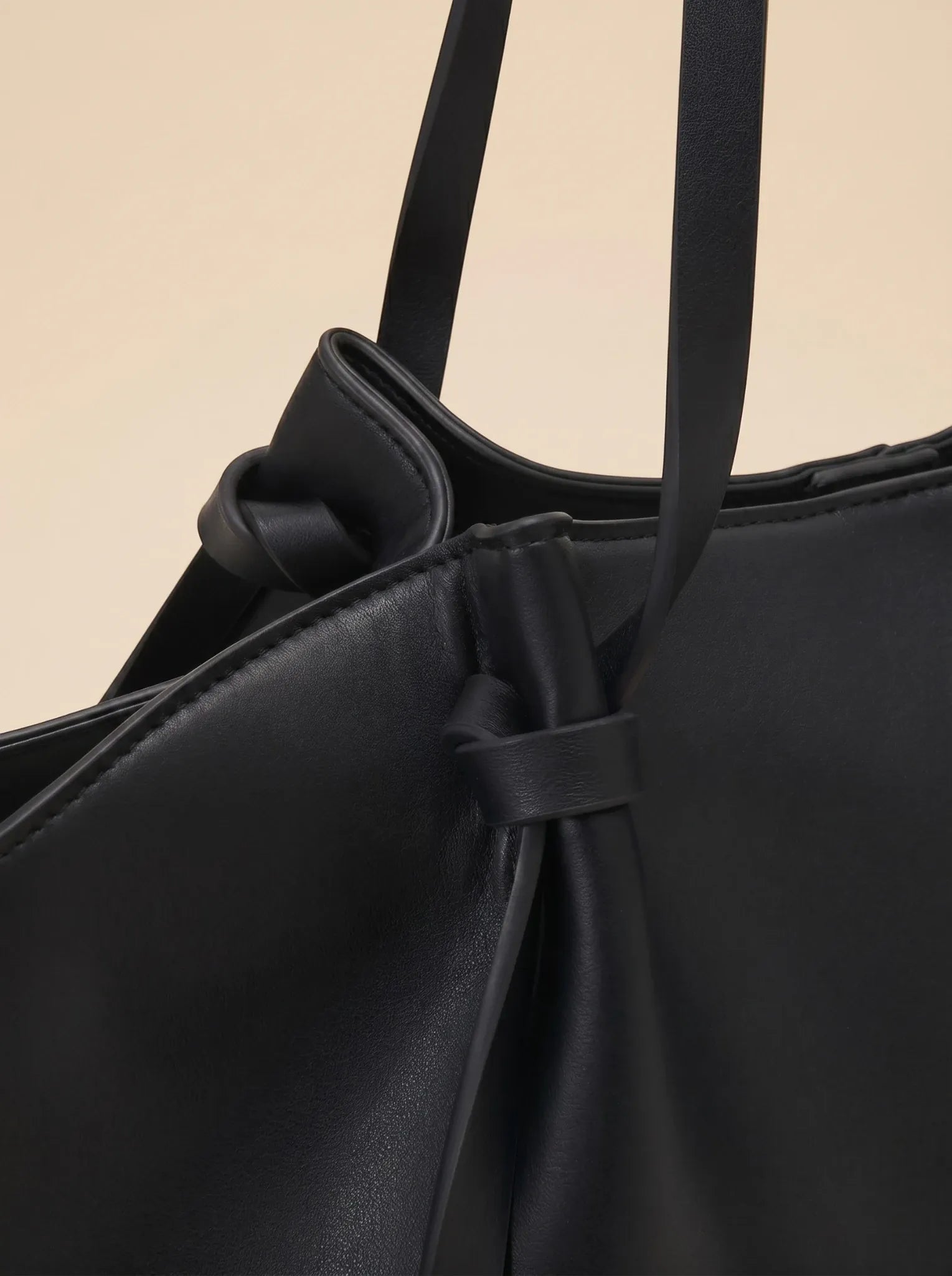 Grand Sac Cabas de Cours en Cuir Vegan Lisse Noir