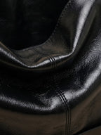 Grand Sac Hobo de Cours en Cuir Lustré Noir
