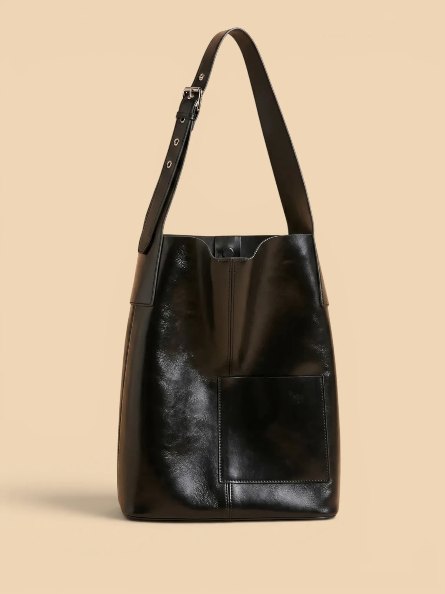 Grand Sac Hobo de Cours en Cuir Lustré Noir