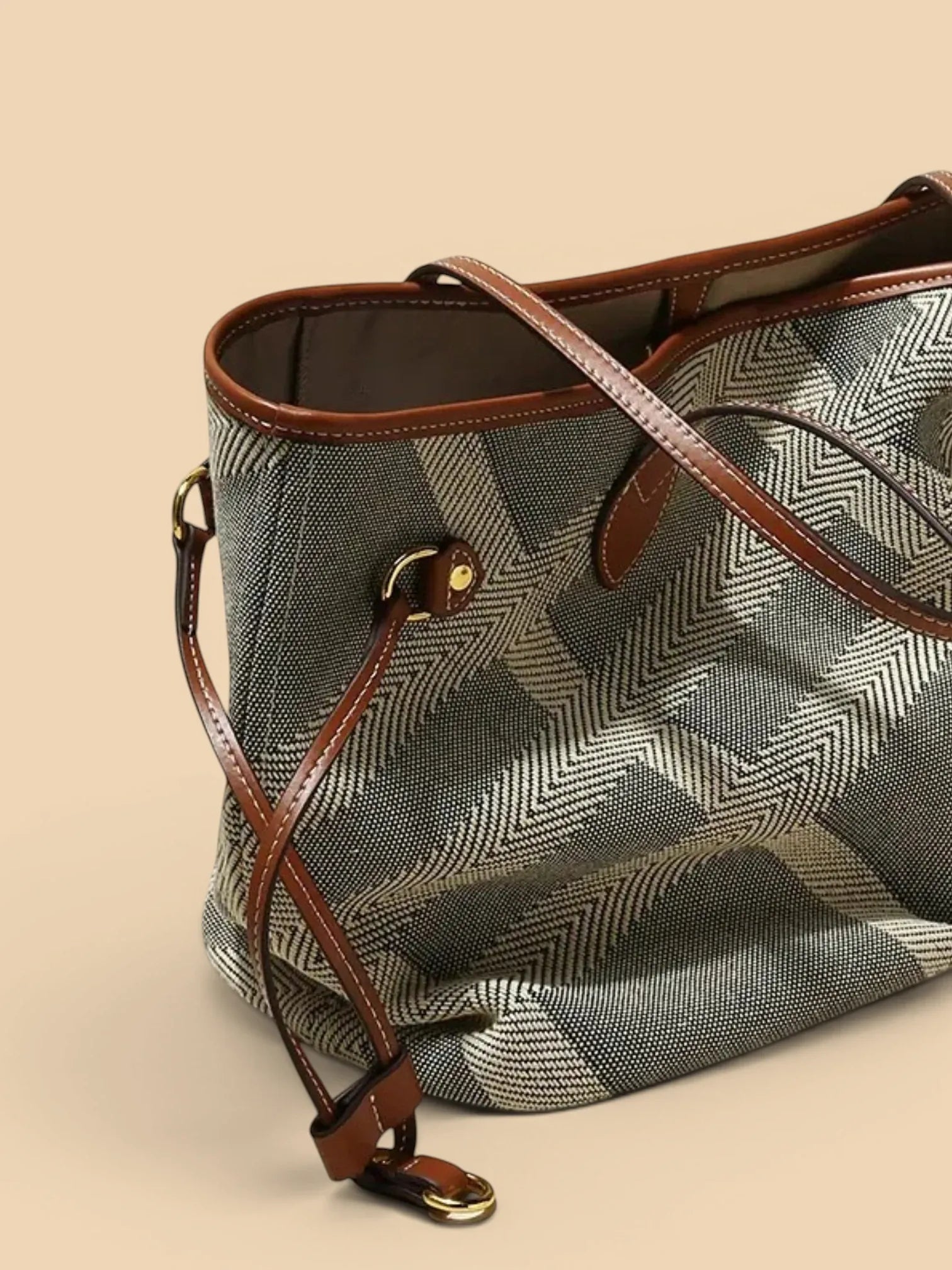 Sac a Main de Cours en Toile Travaillé Gris