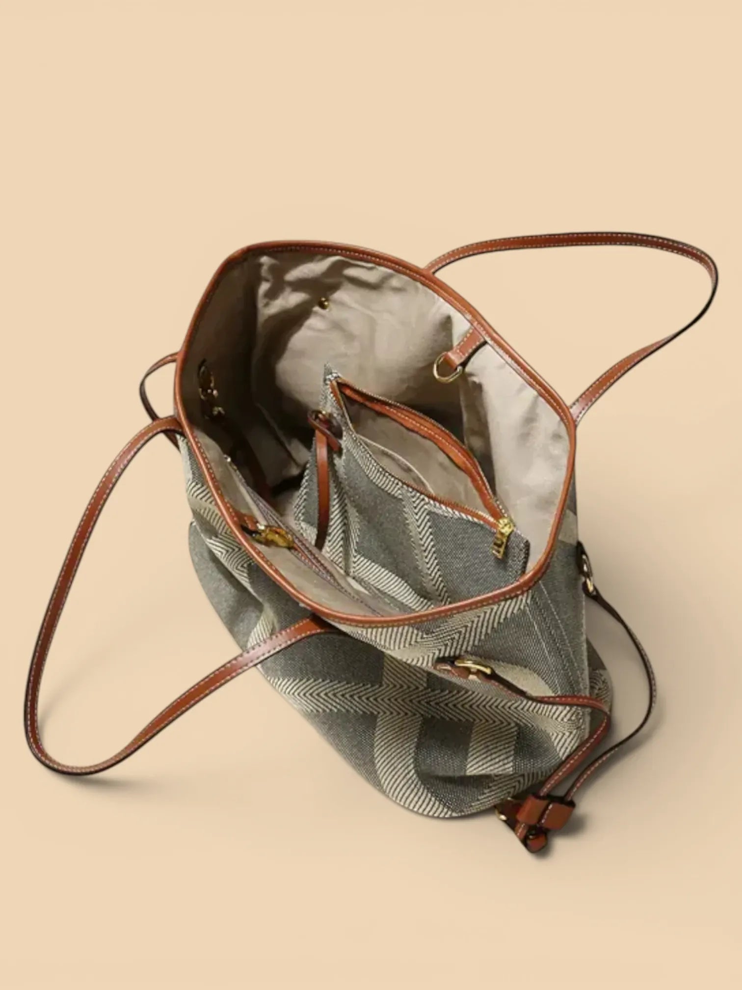 Sac a Main de Cours en Toile Travaillé Gris