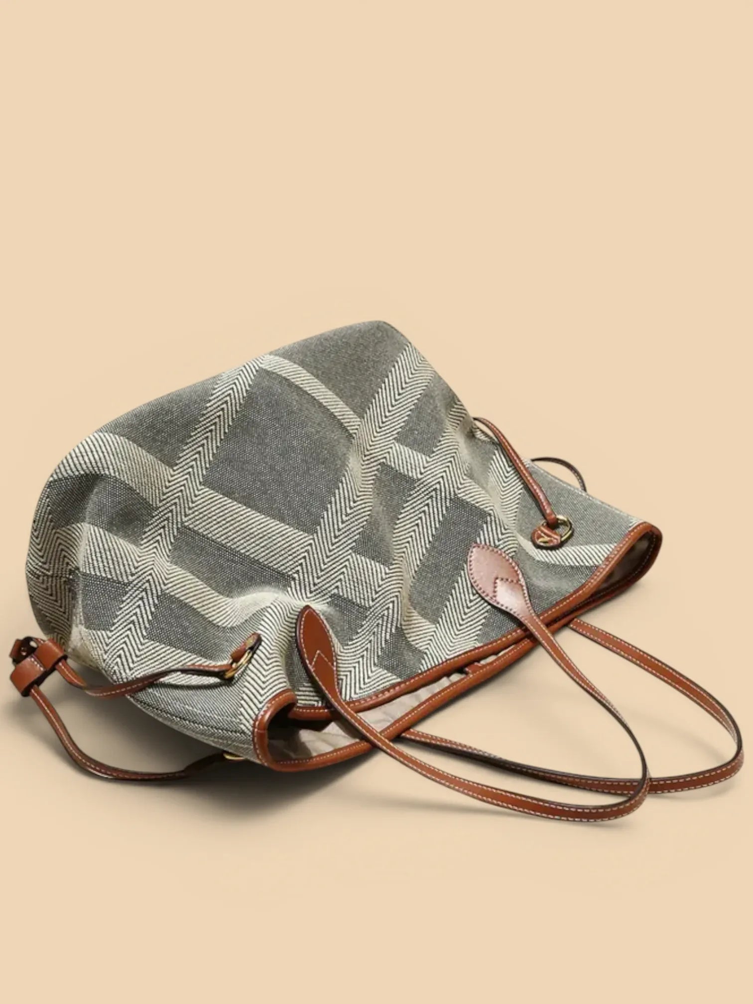 Sac a Main de Cours en Toile Travaillé Gris