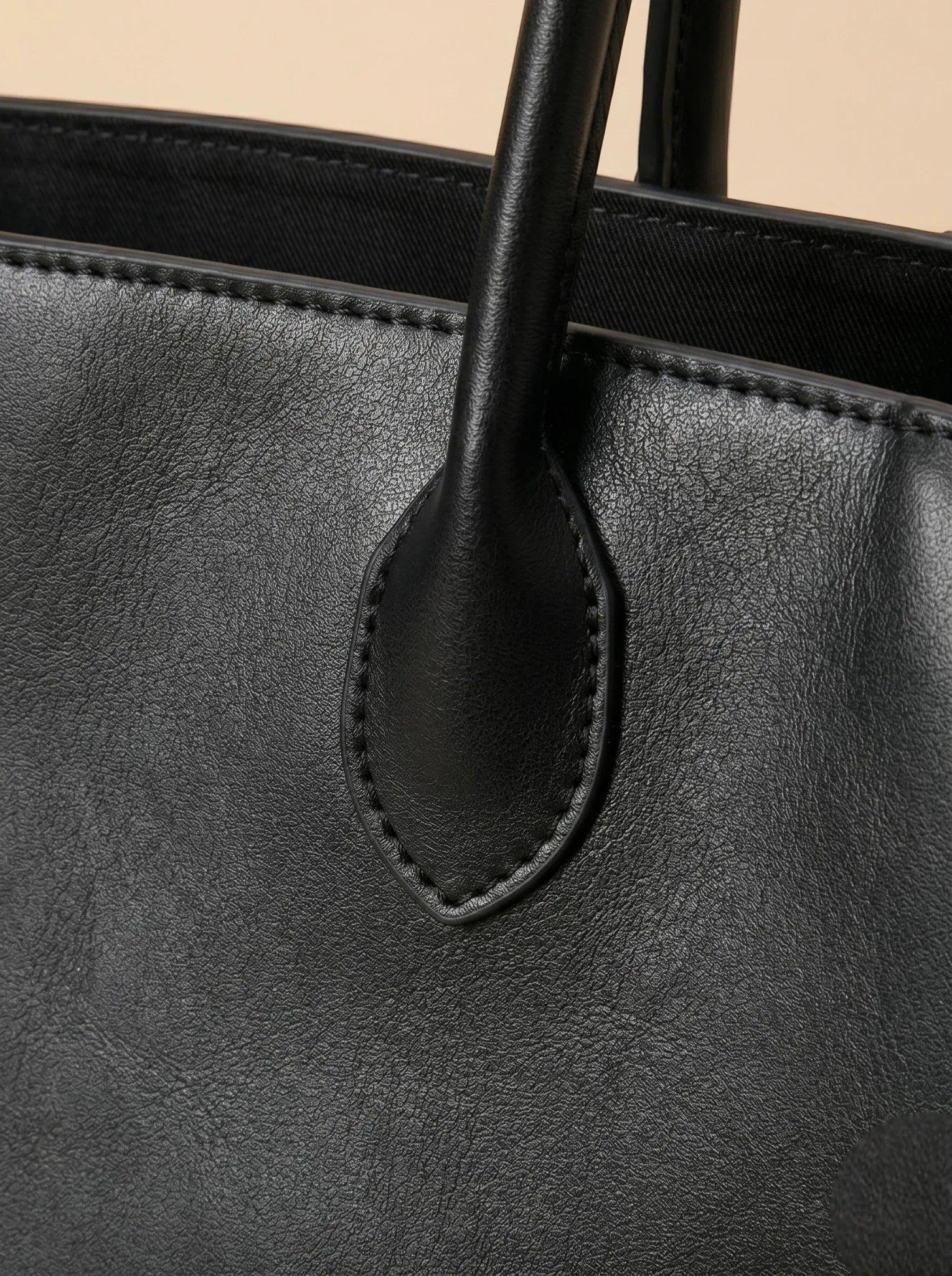 Sac Cabas de Cours Minimaliste Quiet Luxury Noir