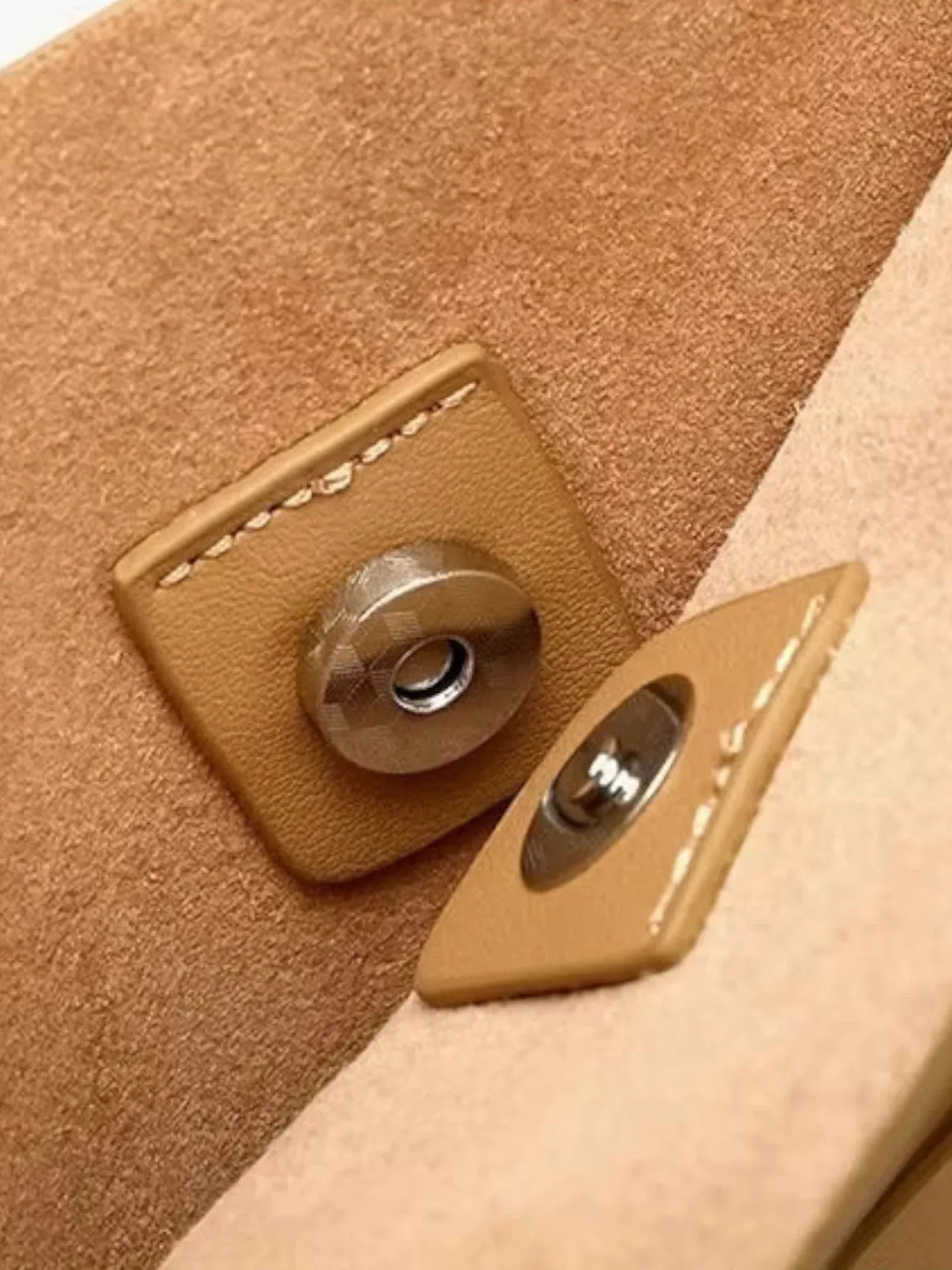 Sac Cabas en Cuir Souple Khaki