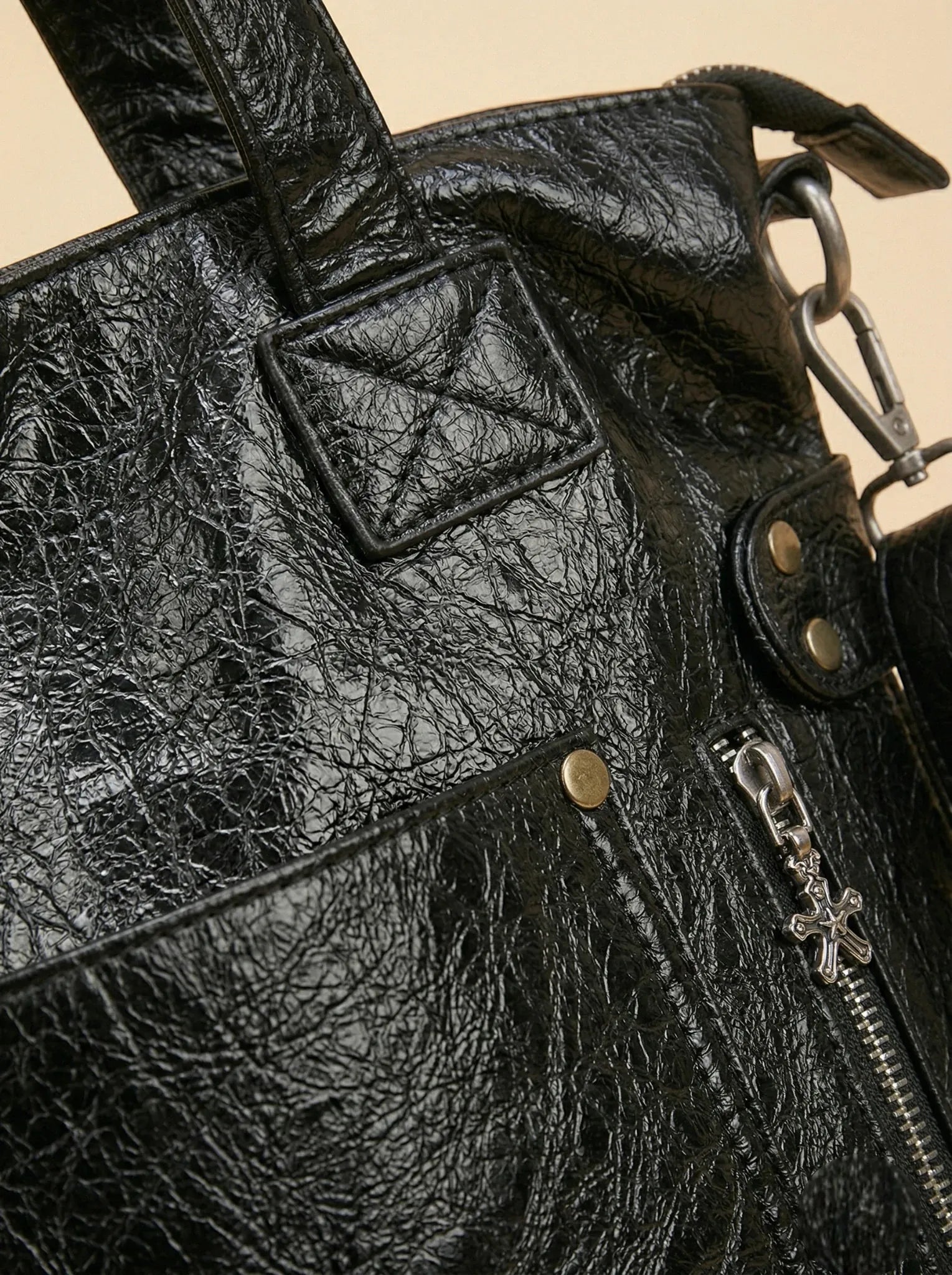 Sac Épaule Y2K Large en Cuir Vegan Noir