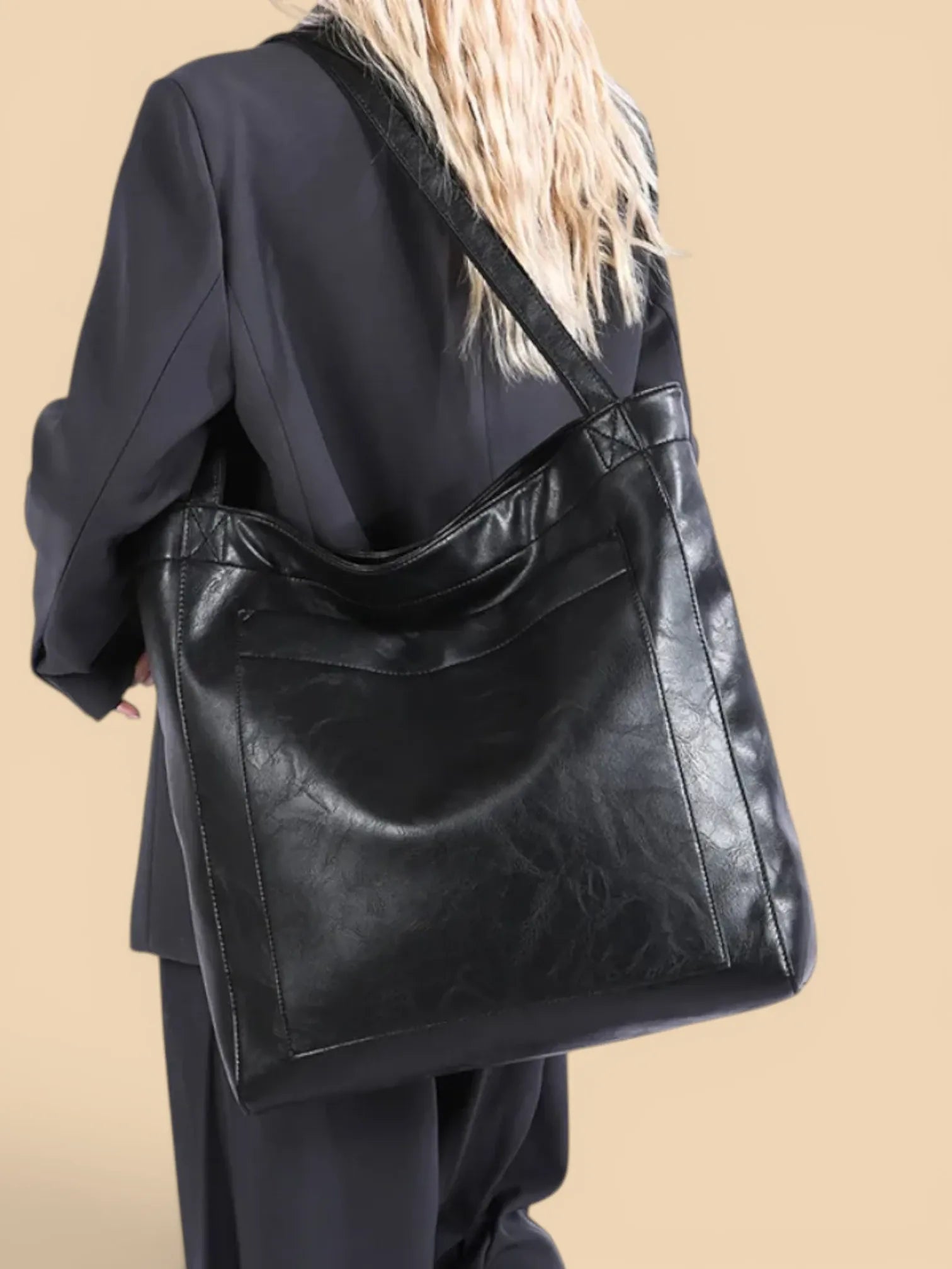 Sac seau de cours en cuir vegan Noir