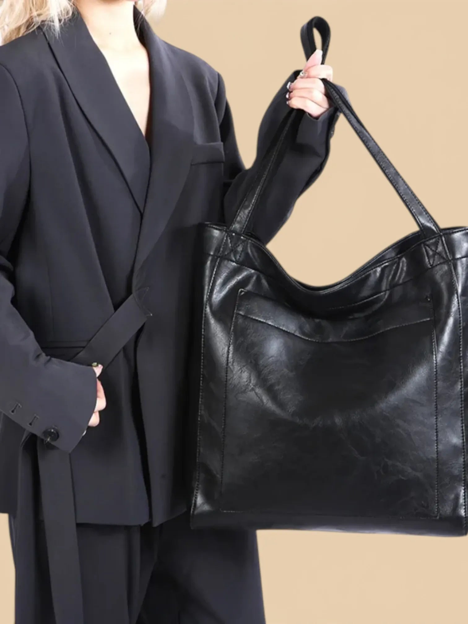 Sac seau de cours en cuir vegan Noir