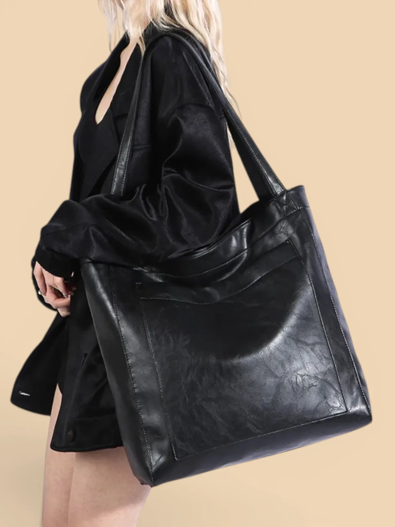 Sac seau de cours en cuir vegan Noir